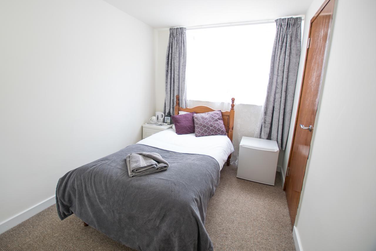 The Abercorn Hotel Daventry Bagian luar foto