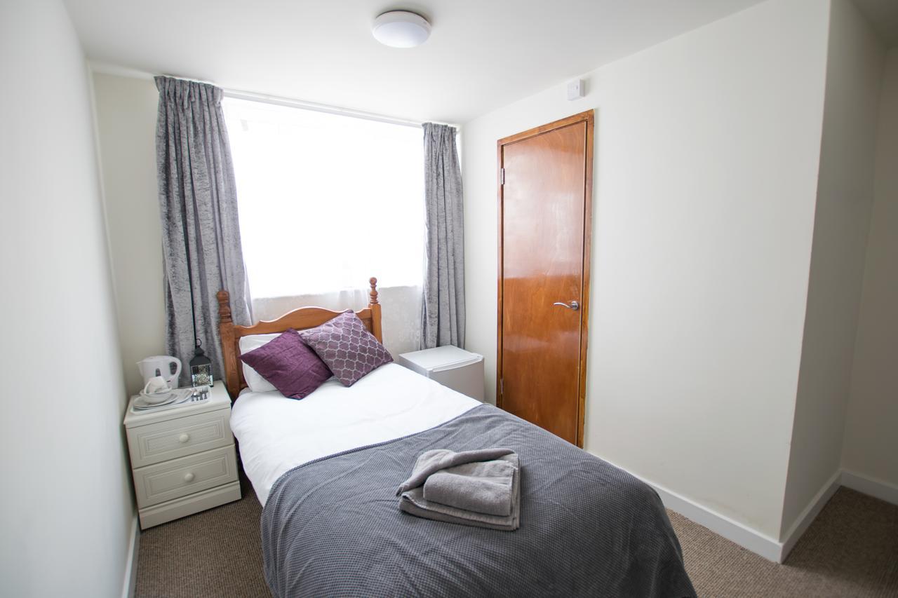 The Abercorn Hotel Daventry Bagian luar foto